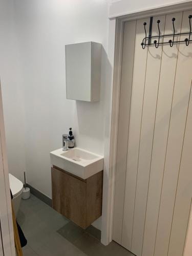 Central, secure and upmarket Auckland Hotel in Auckland