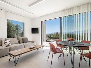 Modern villa with sea and mountain views Hotel in Crete