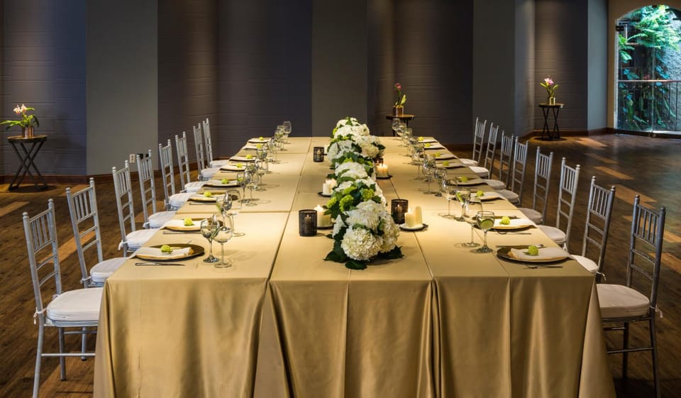 Banquet hall