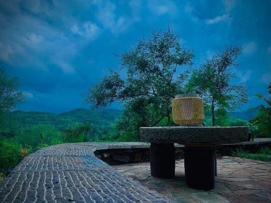 Phoenix Guide Art Homestay Hotel in Shandong