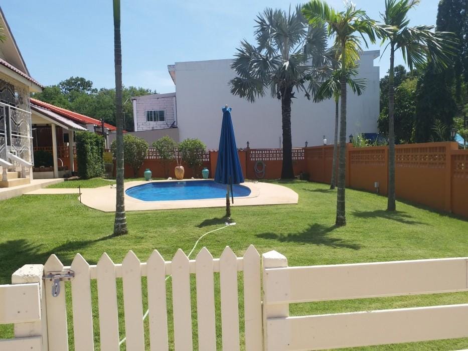 Studio Deluxe Avec Services Hôteliers - Adults Only Hotel in Rawai