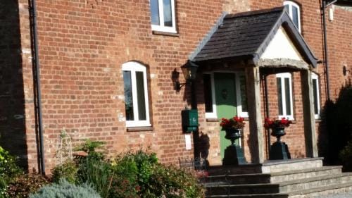 Ty Derw Country House B&B Hotel in Wales