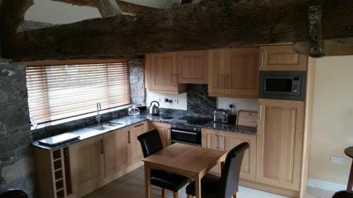 Ty Derw Country House B&B Hotel in Wales