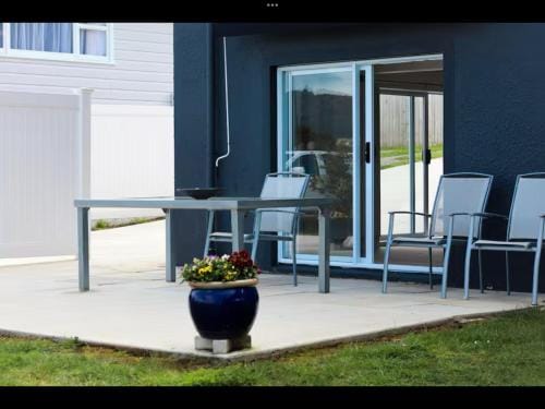 Modern and spacious 1-Bedroom Holiday Home Hotel in Whangārei