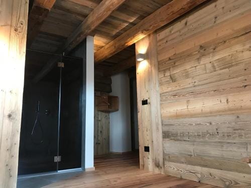 Grizzly Haus & Frosch Restaurant - Teritoria Hotel in Trentino-South Tyrol