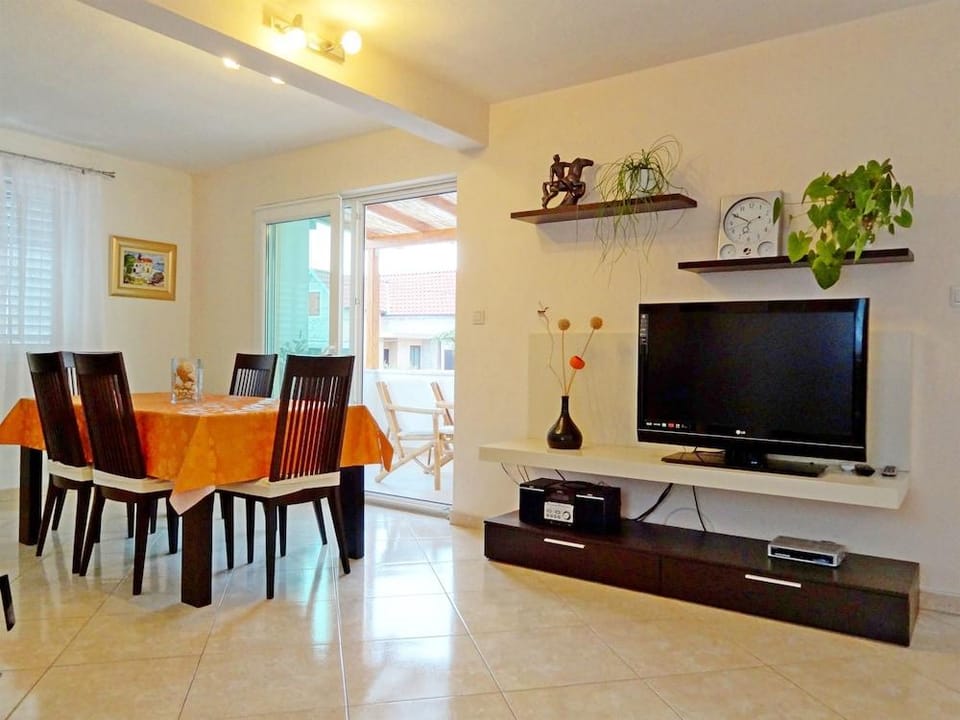 House Lara Hotel in Vrboska