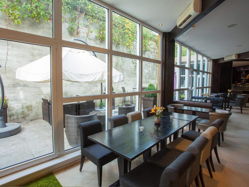 Centro Hotel Ayun Comfort Hotel in Cologne