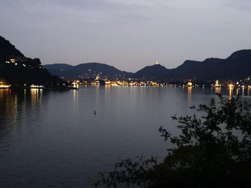 Lakeviewcabin Hotel in Como