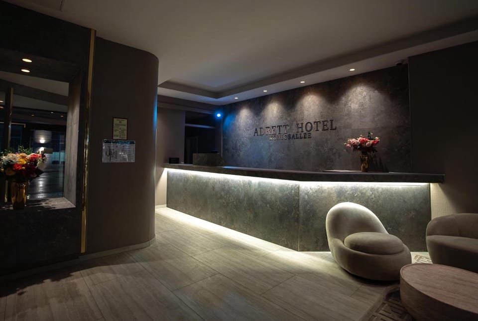 Monopol Hotel Hotel in Neuss