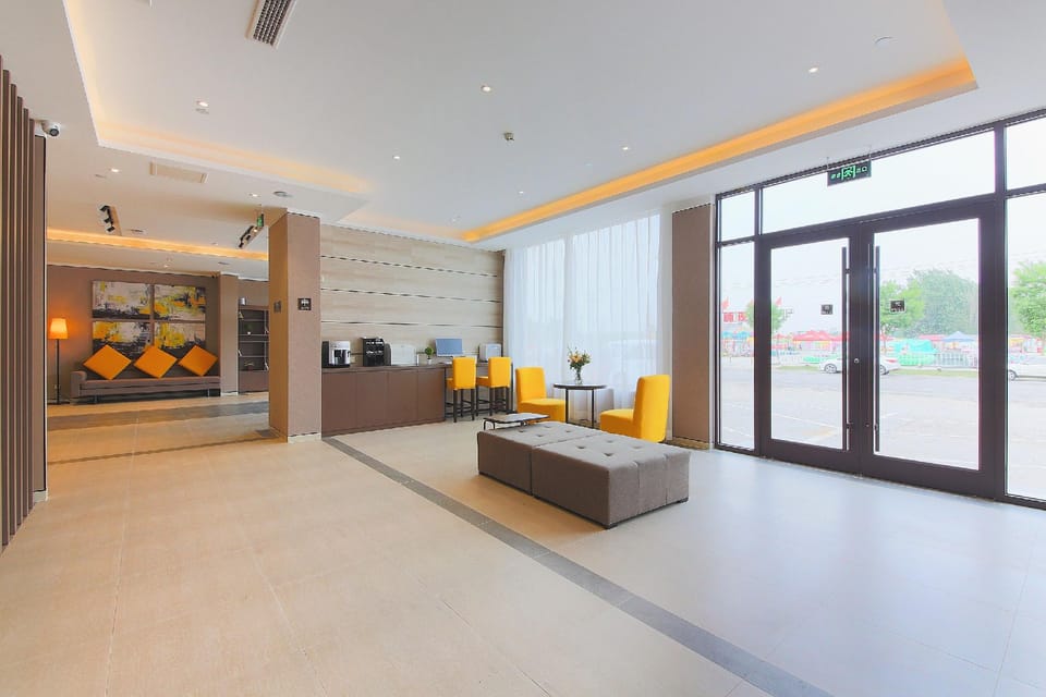 Home Inn Plus Shijiazhuang Zhengding Airport Hotel in China