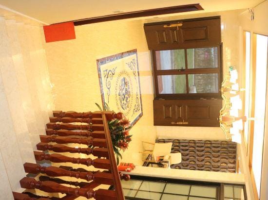 Fenghe Rili Homestay Hotel in Hangzhou