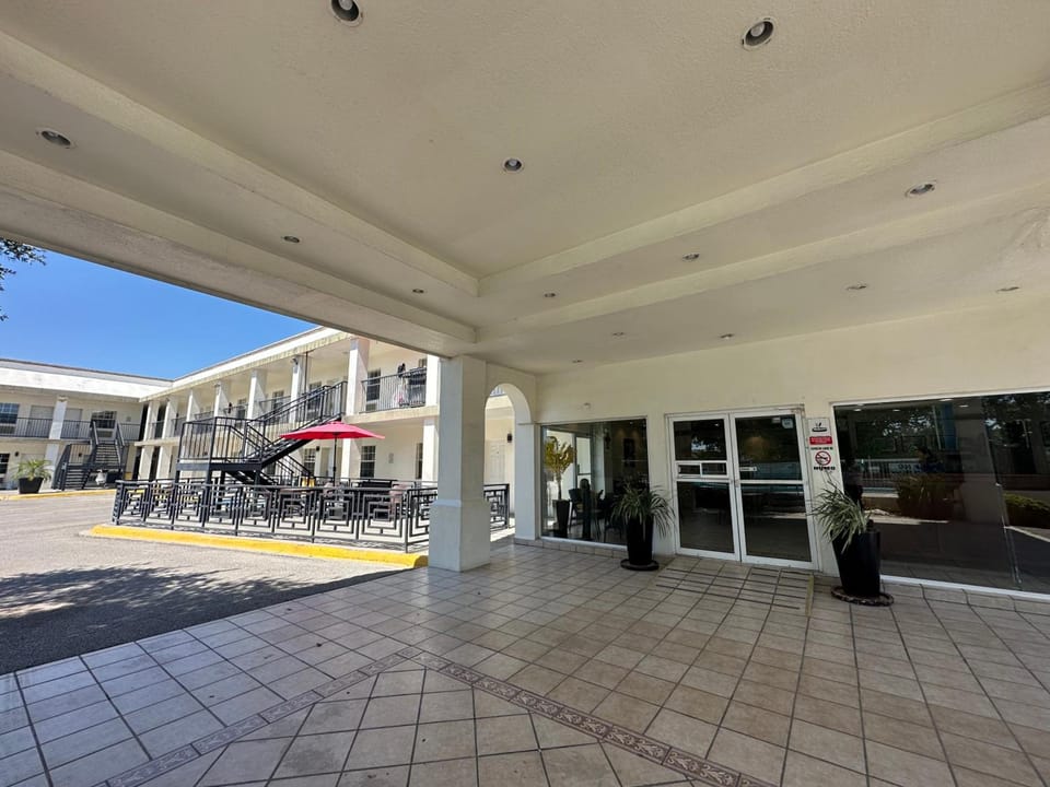 Hotel Quinta San Carlos Inn Hotel in State of Coahuila