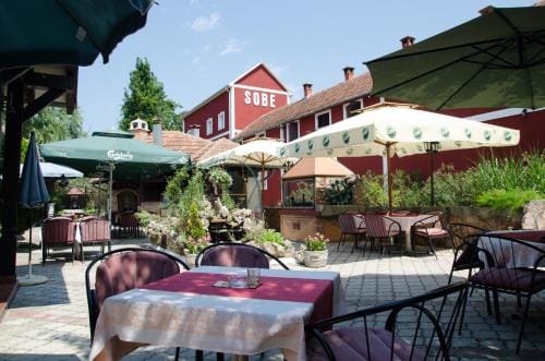 Hotel Drumski Raj Hotel in Serbia