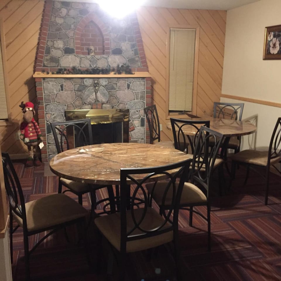 adoba® hotel Naubinway Motel in Michigan