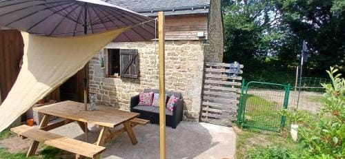 Chambre paisible avec jardin a la campagne en Finistere sud Hotel in Finistere