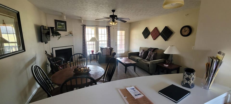 Salt Creek Golf Retreat Hotel in Indiana