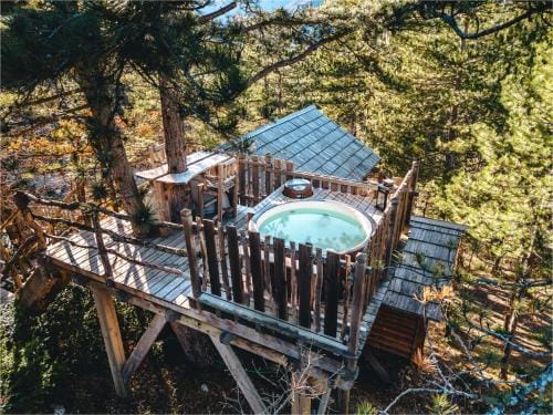 ALPINEST - Les Cabanes du Pas de la Louve Lodge in Provence-Alpes-Côte d'Azur