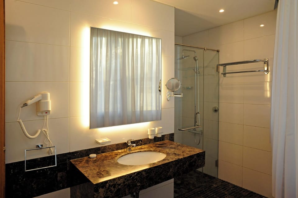 GREY APARTMENT Hotel in Africa