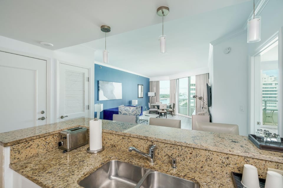 Residences in Sorrento & Tresor Miami Beach Hotel in Miami Beach