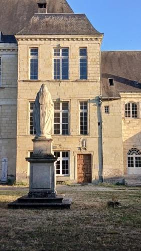 Palais abbatial de Bourgueil Hotel in Centre-Val de Loire