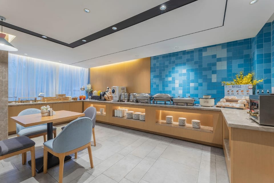 Home Inn Neo Taicang Xinhua West Road Hotel in Suzhou
