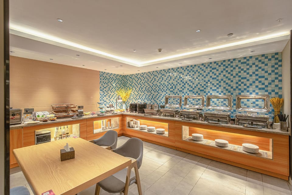 Home Inn Neo Jinan Yaoqiang Airport Hotel in Shandong