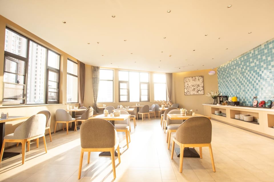 Home Inn Neo Huai'an Journey to the West Amusement Park High-speed Railway Station Hotel in Jiangsu