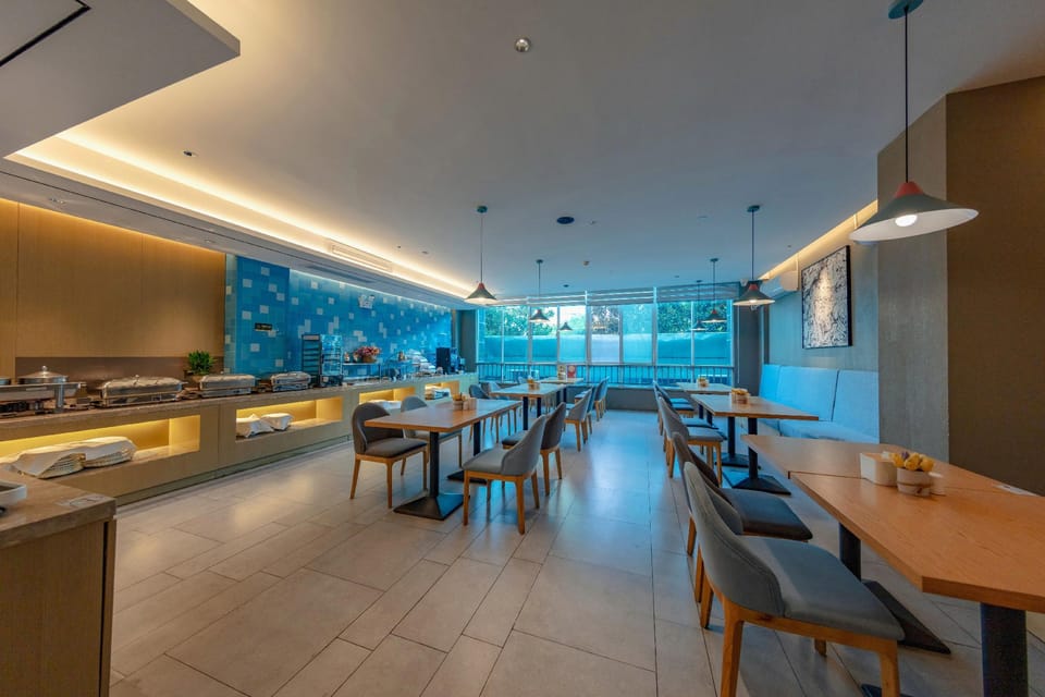 Home Inn Neo Changzhou Dinosaur Park Global Harbor Metro Station Hotel in Suzhou