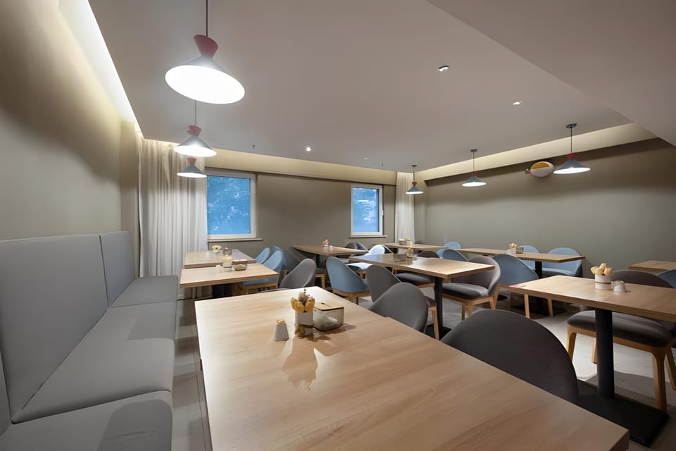 Home Inn Neo Yangzhou Grand Canal Museum Wanda Plaza Hotel in Jiangsu