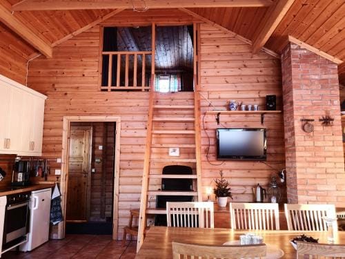 Skatauddens Lantgard Lodge in Norrbotten County, Sweden