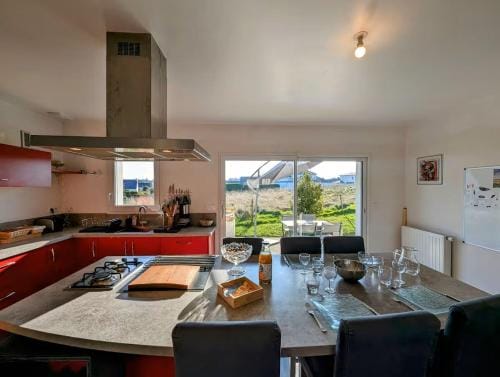 Derriere l'etang- maison moderne Hotel in Brittany