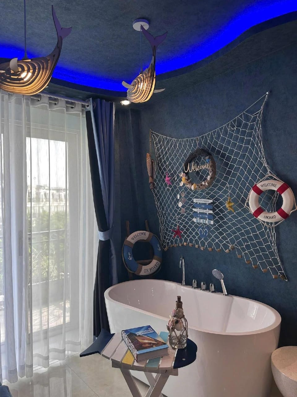Bathtub