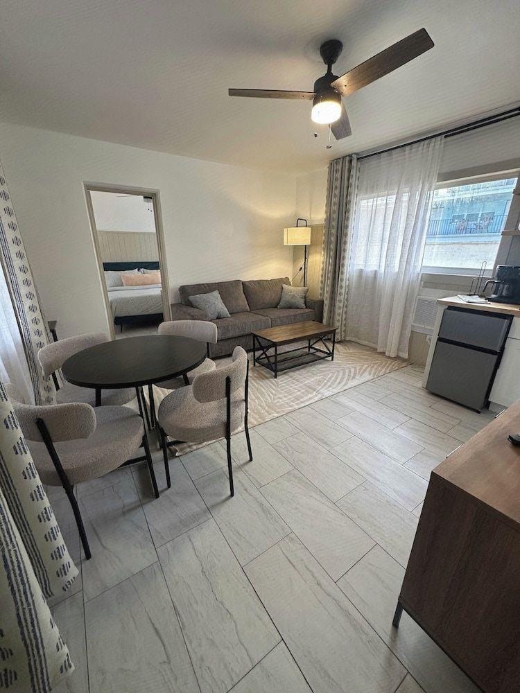 Arvilla Hotel in Treasure Island