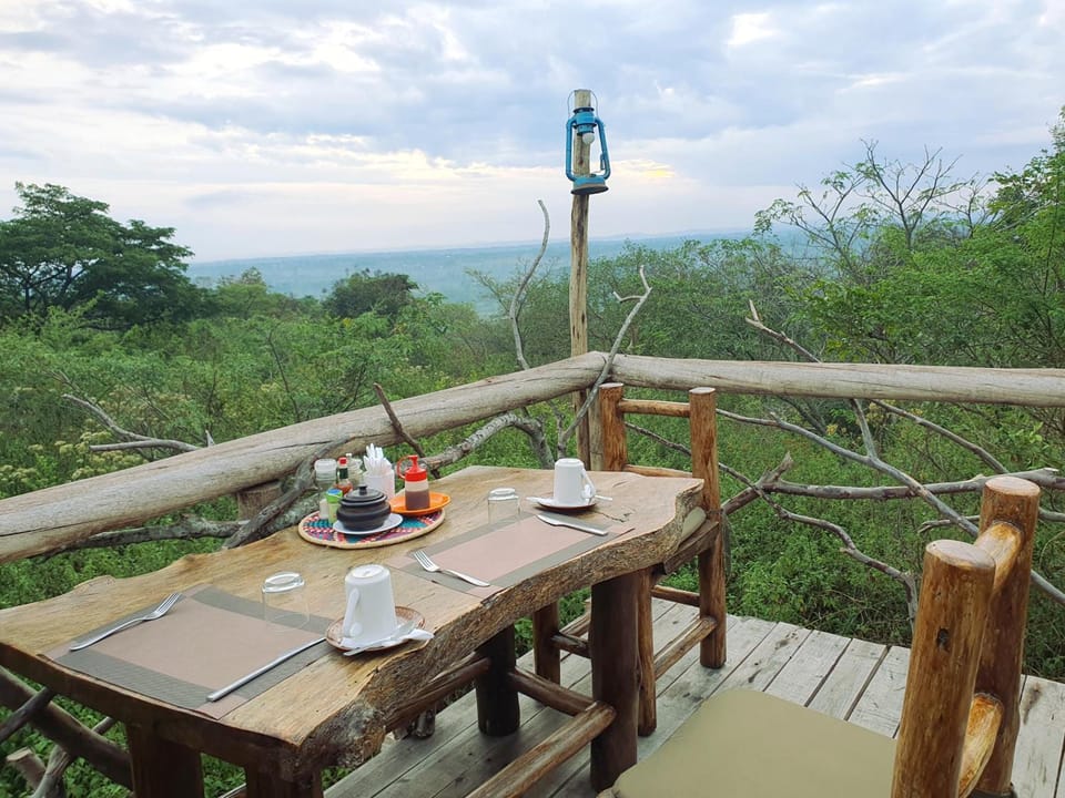 Topi Lodge Hotel in Uganda