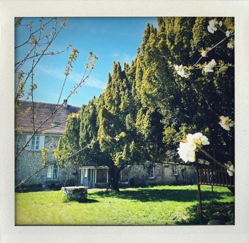Chambres d'hotes de la Maison de Chaalis Hotel in Île-de-France
