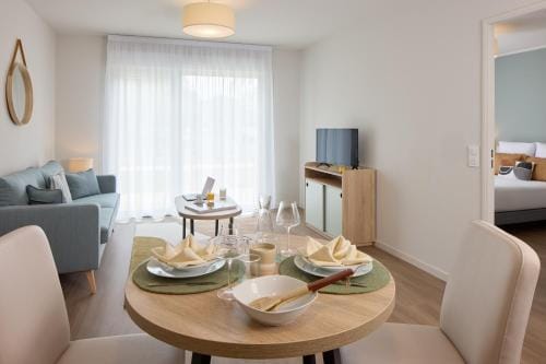Zenitude Hotel Residences Plerin Hotel in Plérin