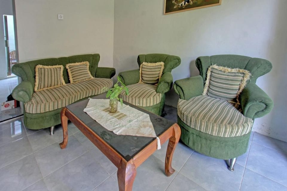 OYO 92825 Kamar Lombok Hotel in Marga