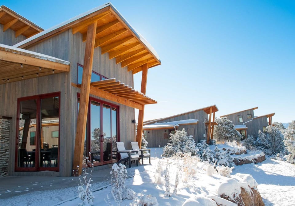 Royal Gorge Cabins Resort in Colorado