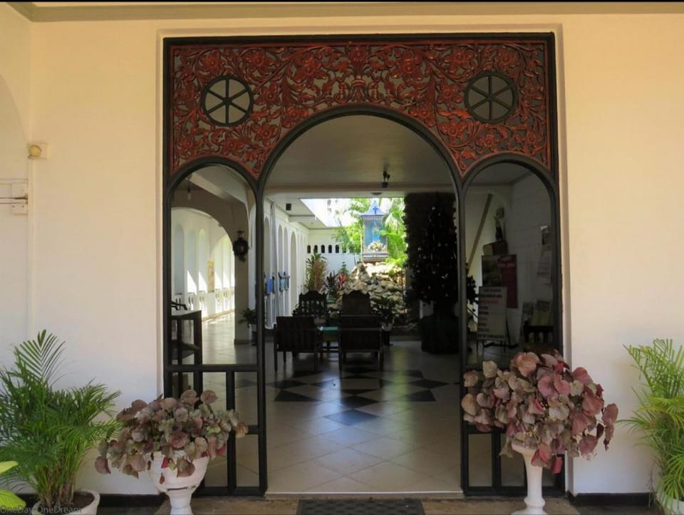 Hotel Silver Sands Hotel in Negombo