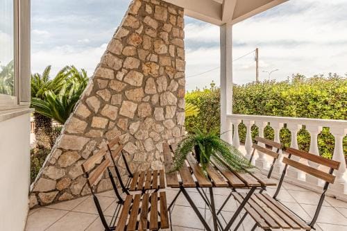 Marenia Holiday Apartments and Rooms - mare e relax - Hotel in Lazio