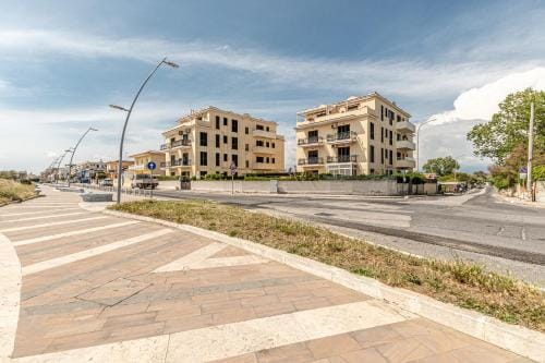 Marenia Holiday Apartments and Rooms - mare e relax - Hotel in Lazio
