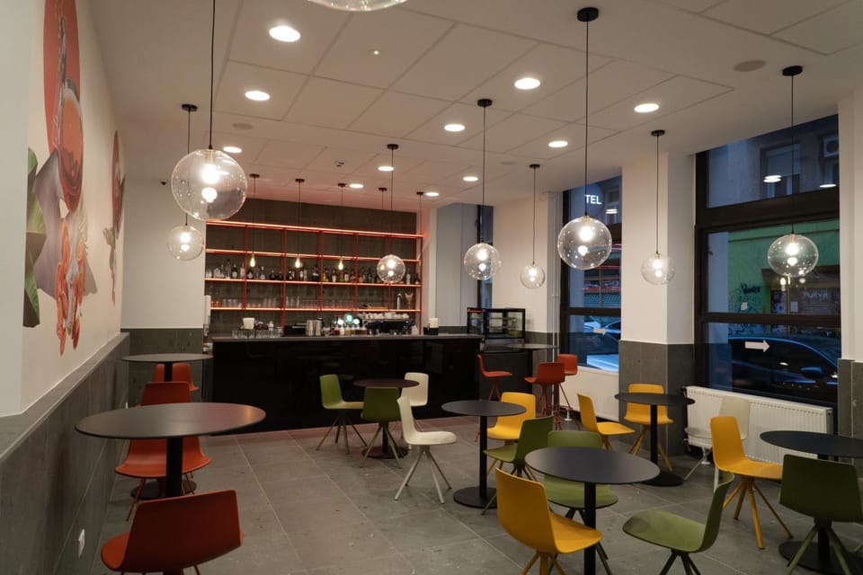 Bar/lounge