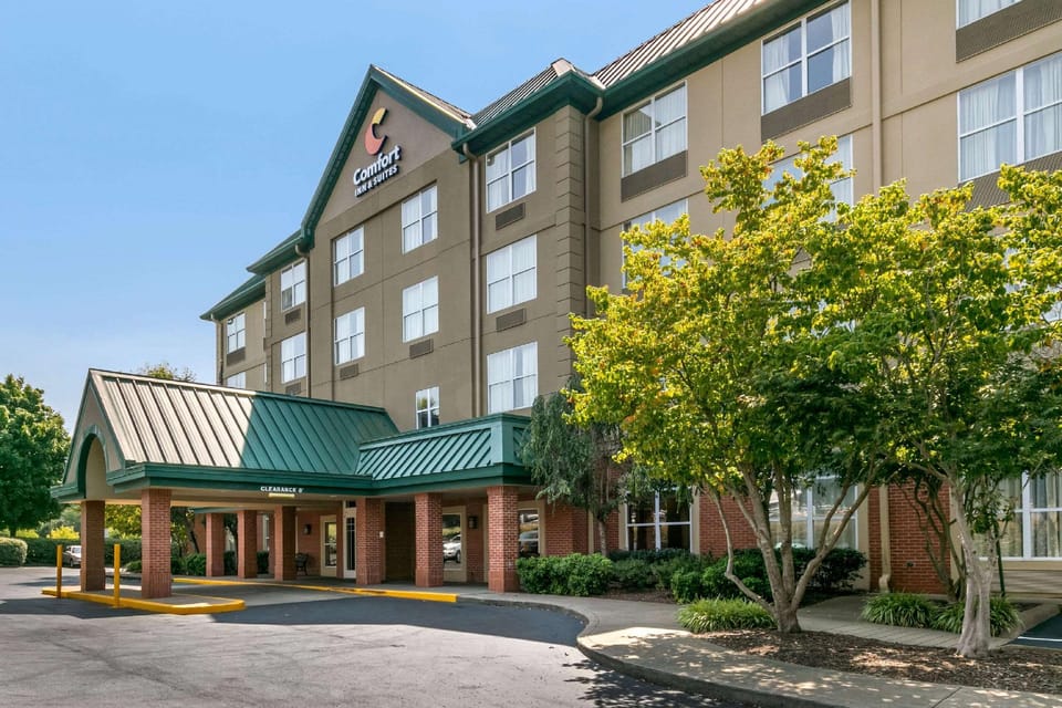 Comfort Inn & Suites Nashville Franklin Cool Springs Hotel in Brentwood