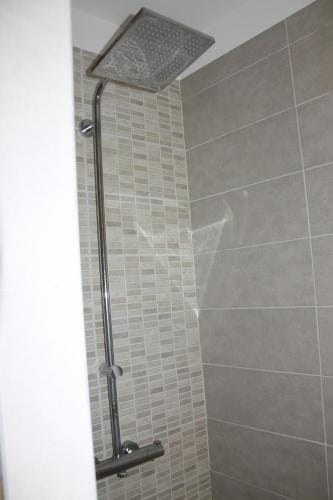 logement entier dans maison pour 4 Hotel in Villeneuve-lès-Avignon