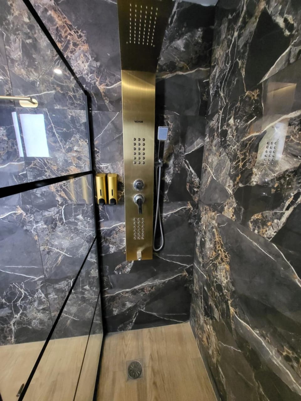 Diamond Piraeus Port Hotel in Pireas