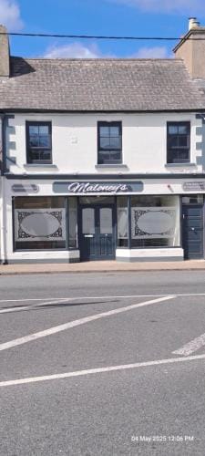 Maloney's The Square Bed & Breakfast Hotel in County Sligo