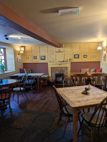 Rooms at The Wheatsheaf Brigsteer Inn in England