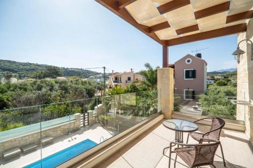 Altirina Studios Hotel in Almyrida