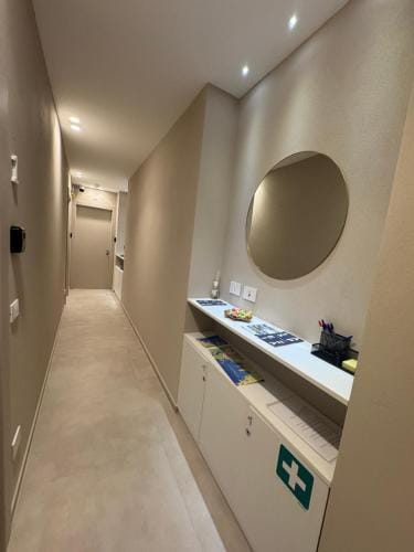 J & R Guest House Hotel in La Spezia