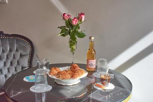Le Boudoir Hotel in Troyes